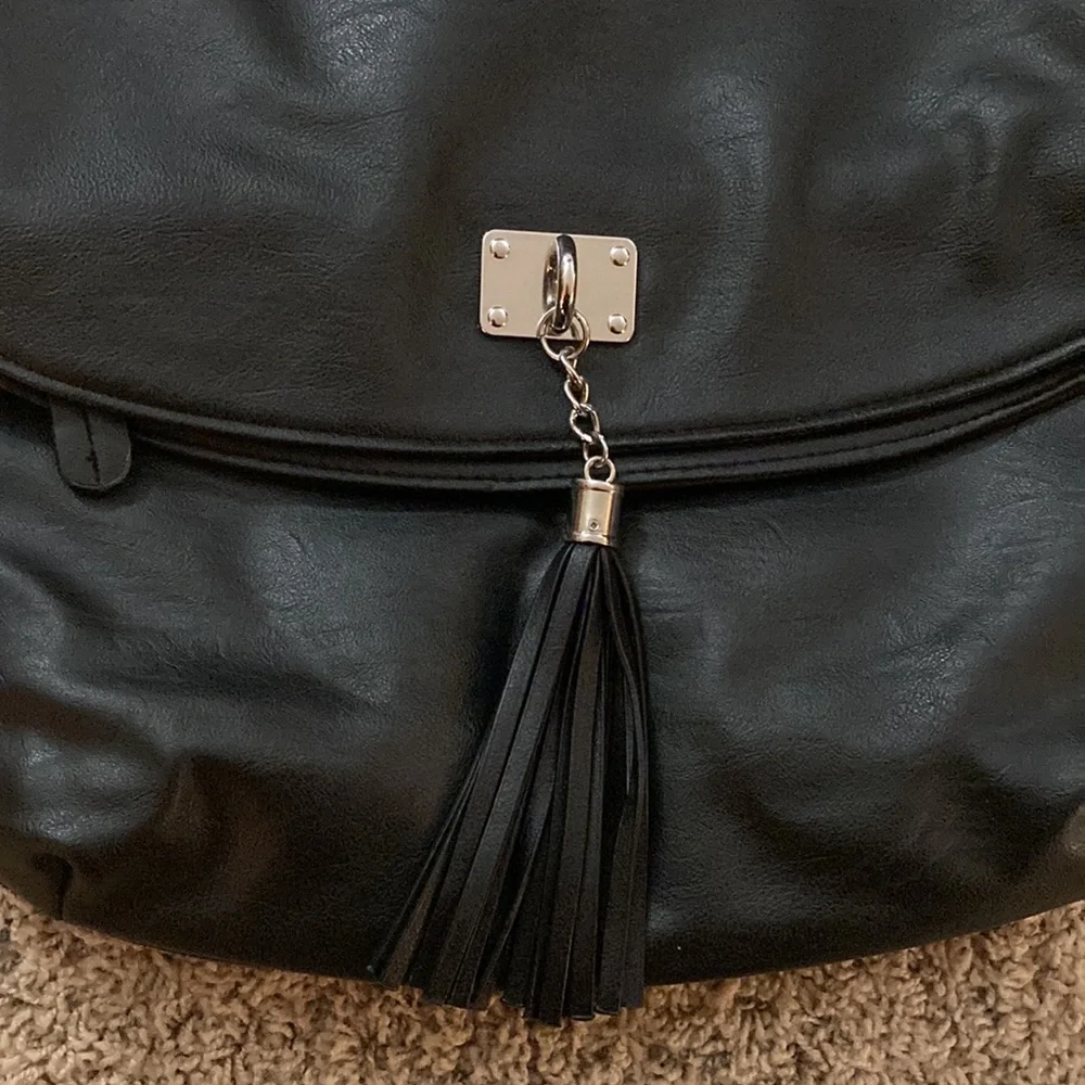 Apt. 9 Black Purse
